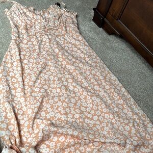 Lulu's Peach Floral Midi Dress